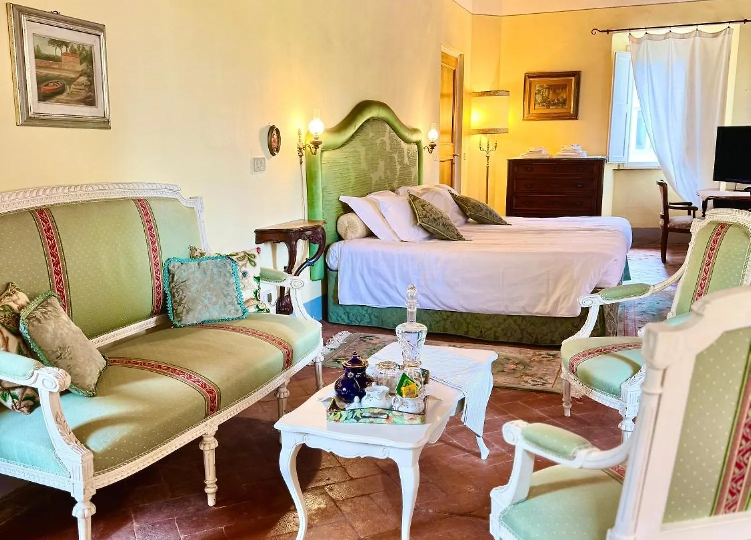 Villa La Dogana B&B Di Charme - Historic Villa With A Beautiful Garden Lucca