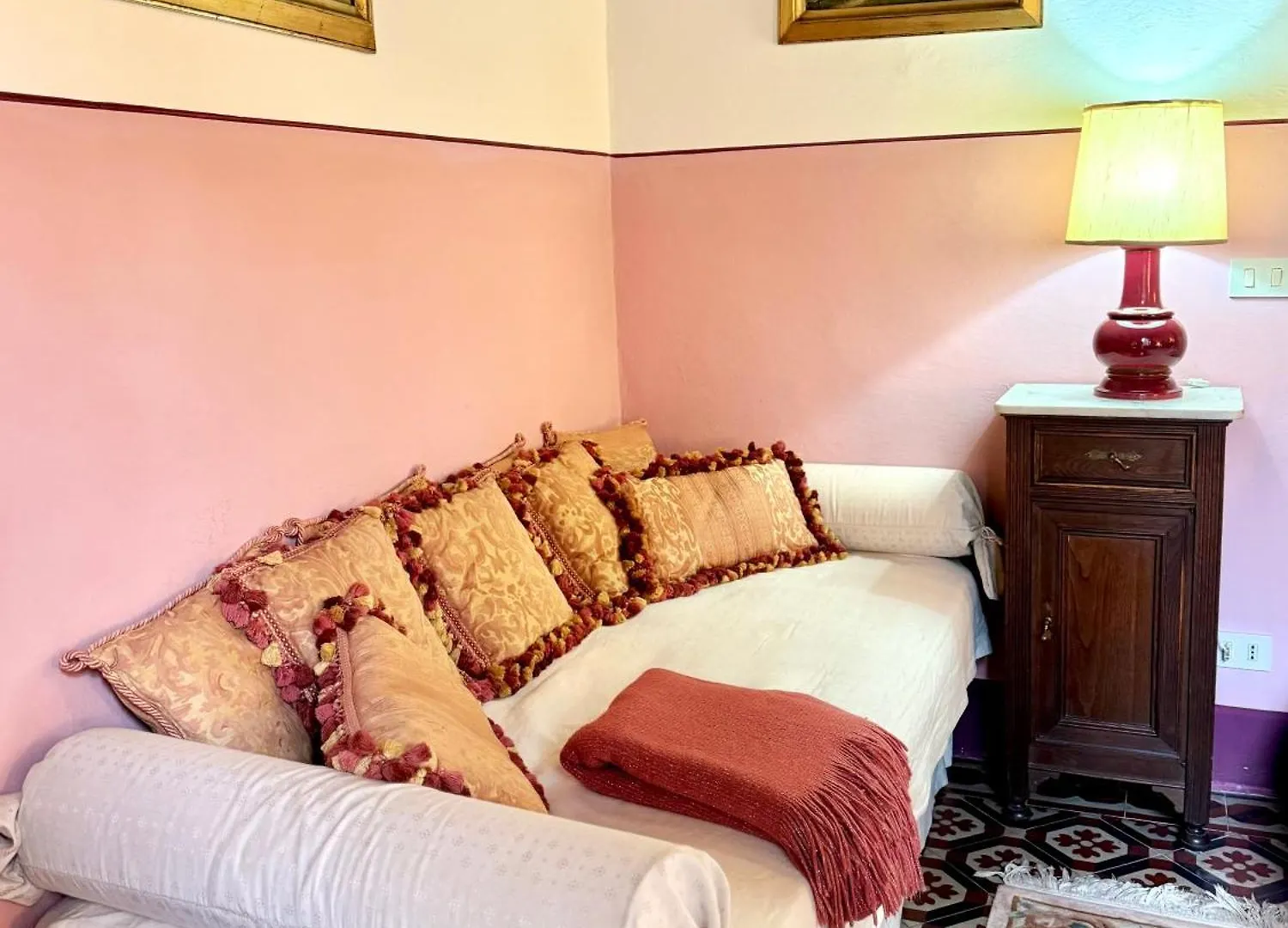 Villa La Dogana B&B Di Charme - Historic Villa With A Beautiful Garden Lucques Couette-café