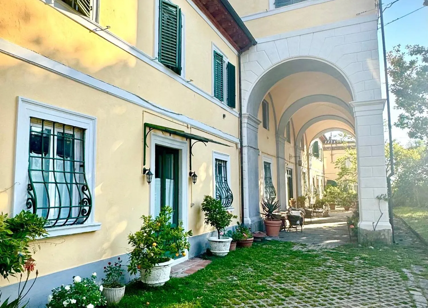 ** Bed & Breakfast Villa La Dogana B&B Di Charme - Historic Villa With A Beautiful Garden Lucca Italy