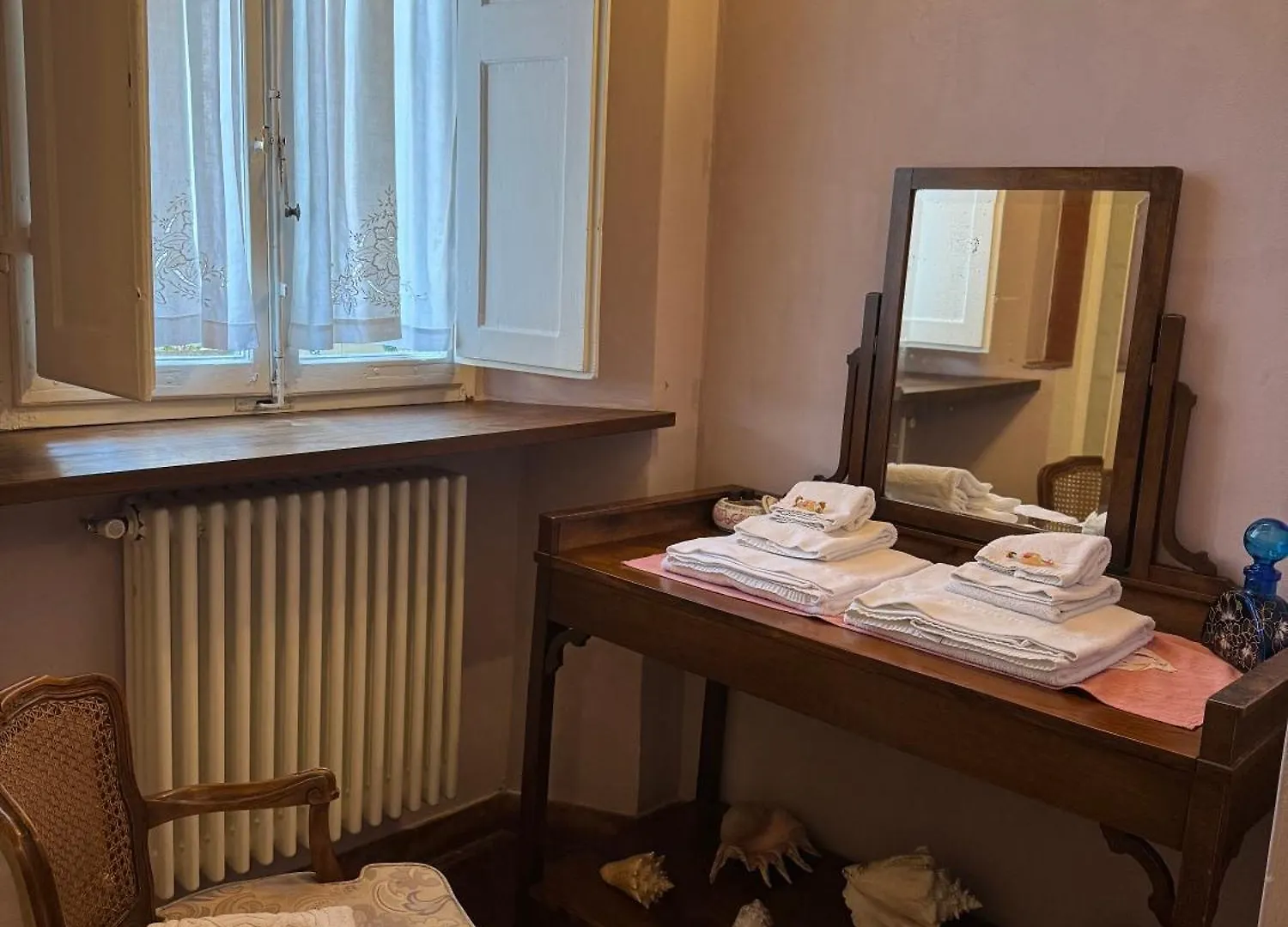 Villa La Dogana B&B Di Charme - Historic Villa With A Beautiful Garden - Private Parking Lucca 2*,  Italia